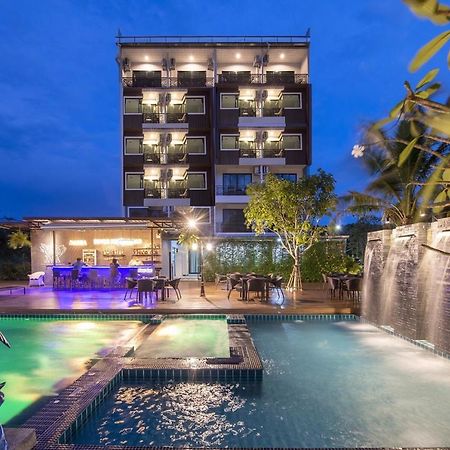 River Front Krabi Hotel Dış mekan fotoğraf